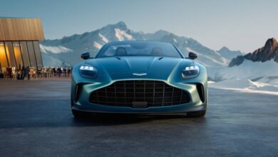 استون مارتین سوپرکار جدید خود را با Vantage Roadster 2026 رونمایی می‌کند