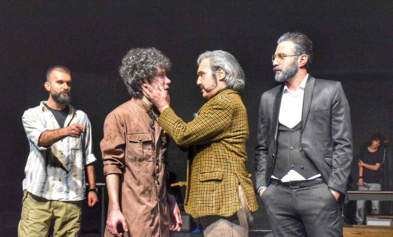 کنسرت نمایش «آفریقا خورشید خودَش را می‌کُشَد»