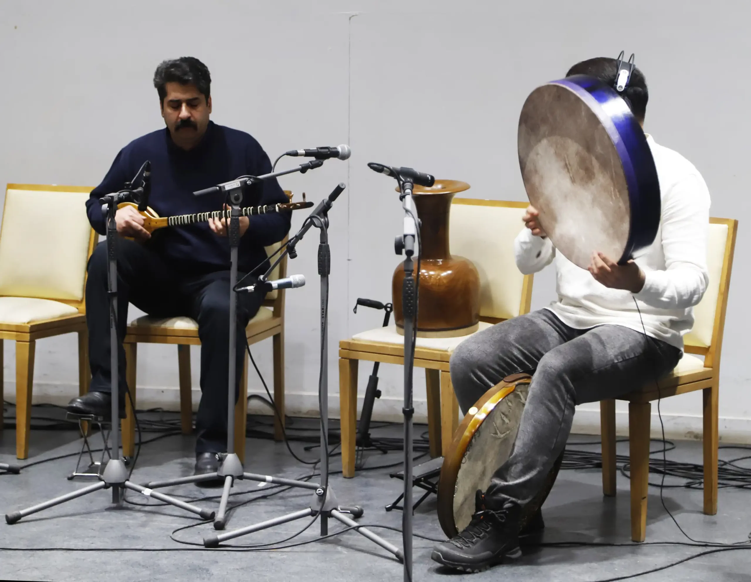 رونمایی از آلبوم بیکلام «سهتار مست رونمایی از آلبوم بیکلام «سهتار مست