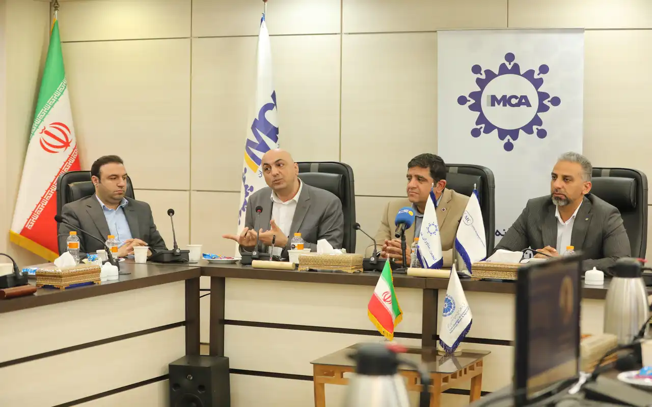 سعید احمدیان، مدیرعامل شرکت گاما سعید احمدیان، مدیرعامل شرکت گاما