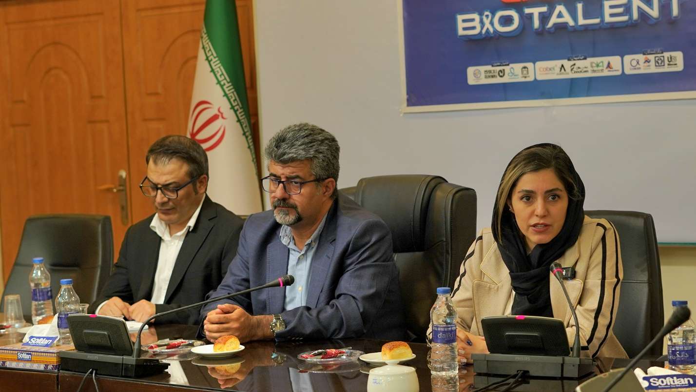 سوده حیدرینسب، مدیرعامل صندوق سرمایهگذاری جسورانه نقدینه سوده حیدرینسب، مدیرعامل صندوق سرمایهگذاری جسورانه نقدینه