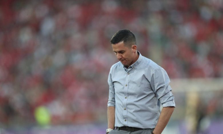 نگاهی به رفت و برگشت مرد برزیلی روی نیمکت پرسپولیس