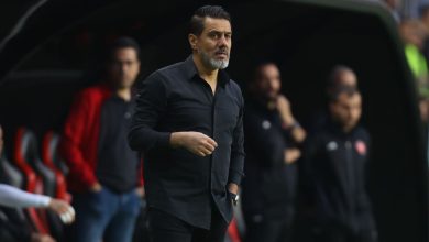 عکس| واکنش افشین پیروانی به توهین هواداران پرسپولیس به استقلالی‌ها