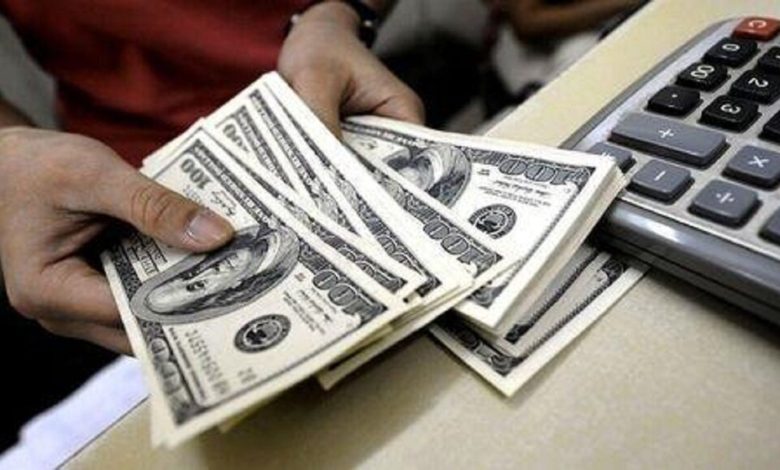 در آخرین روز هفته هم قیمت دلار و طلا افزایش یافت