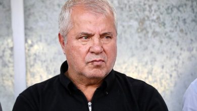 عکس | علی پروین: به‌خاطر امام خمینی و جمهوری اسلامی بازگشته‌ام