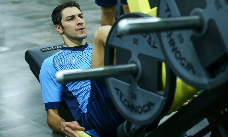 سیدحسین در سپاهان بی رقیب شد!