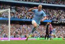 عکس | سفر عاشقانه هالند به پاریس؛ بچه‌غول و نامزدش مقابل برج ایفل