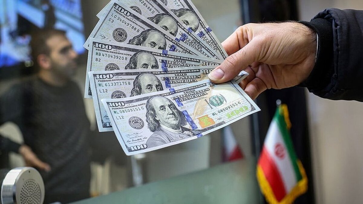 کاهش ۱۱هزار تومانی قیمت دلار/ چرا جنگ باعث ریزش نرخ ارز شد؟