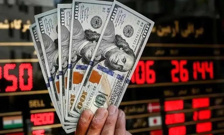 قیمت دلار بازار آزاد در انتظار یک سیگنال مهم از چین