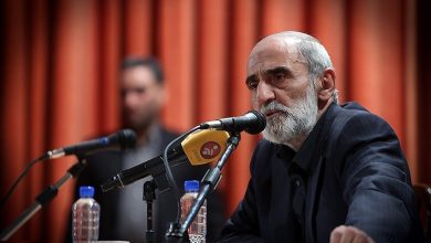 شریعتمداری: به جای ترامپ با نمایندگان کنگره مذاکره کنید