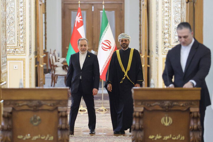 عمان به مذاکرات ایران و آمریکا چرغ سبز نشان داد