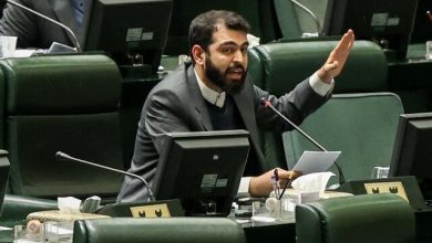 نجابت در گفتگو با اطلاعات: مراقب باشیم سمت دودستگی نرویم