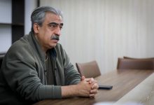 کارشناس محبوب صداوسیما: آمریکا ۱۰۰ آب‌نبات جلوی ایران انداخته تا یک مروارید بگیرد! +ویدیو