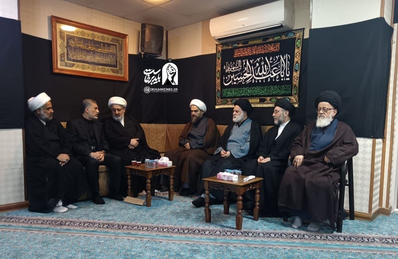 دیدار فرزندان آیت‌الله سیستانی با فرزند ارشد رهبر شهید در نجف