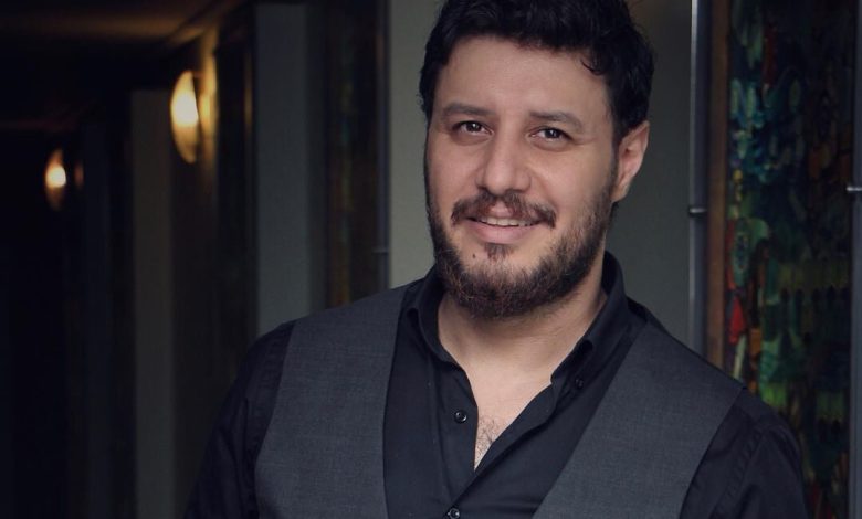 جواد عزتی