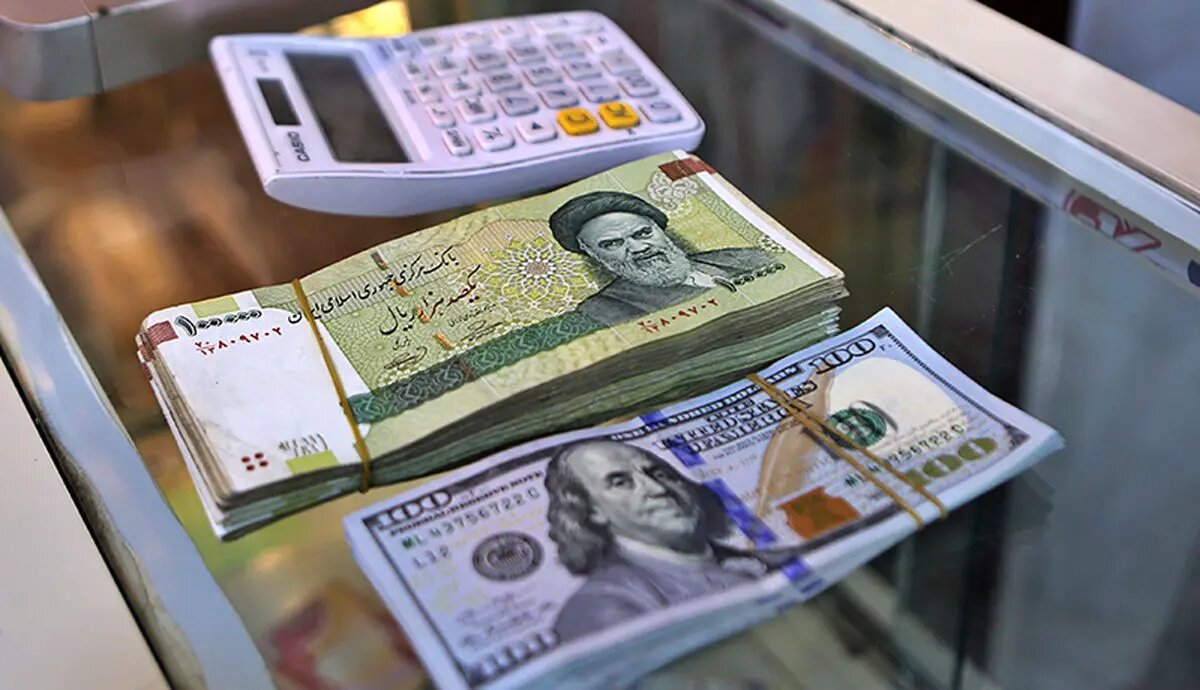 قیمت دلار، یورو و انواع ارزها ۲۸ شهریور ۱۴۰۵ در زمان بسته شدن بازار/ دلار ۲۳۰ هزار تومان شد + جدول