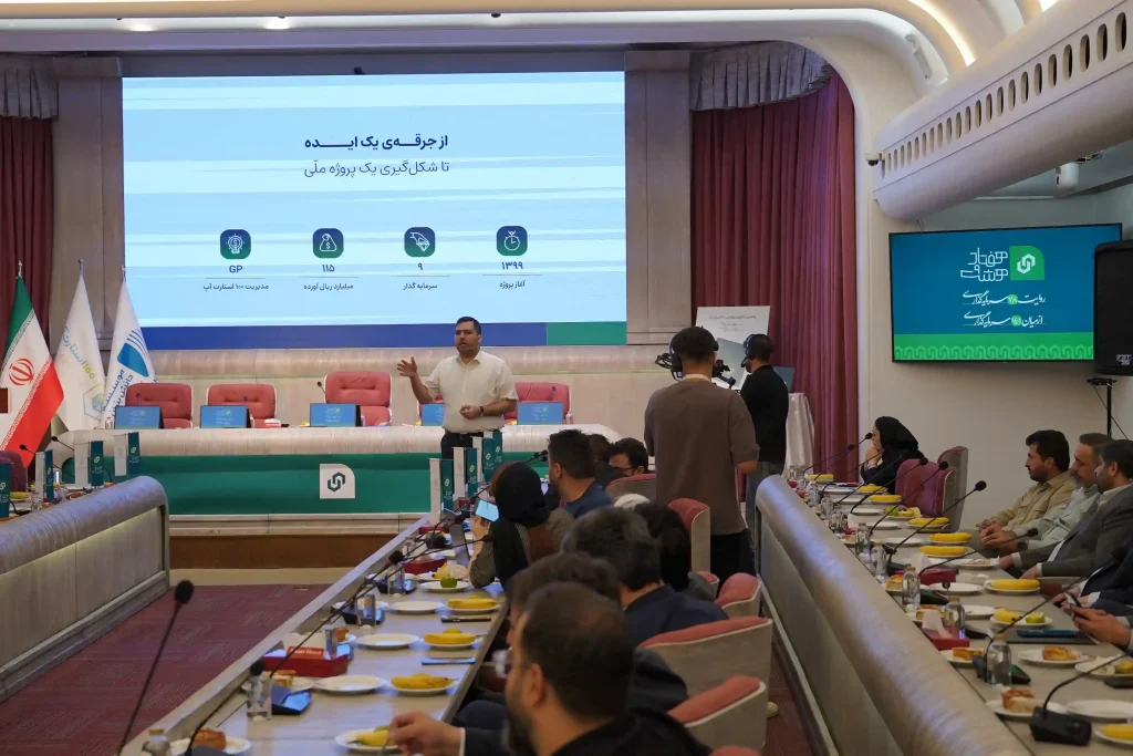 فرشاد جعفرپور، مدیرعامل ۱۰۰ استارت&zwnj;آپ