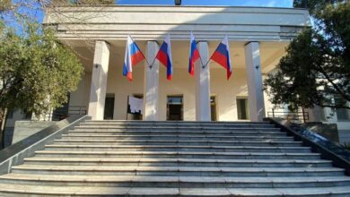 کارکنان سفارت روسیه و متخصصان روس نیروگاه بوشهر از ایران نمیروند